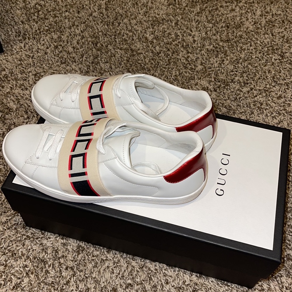 Authentic Gucci Ace Stripe Sneakers - Picture 3 of 7